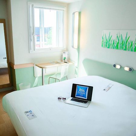 Ibis Budget Aeroport Le Bourget Garonor ル・ブラン・メニル エクステリア 写真