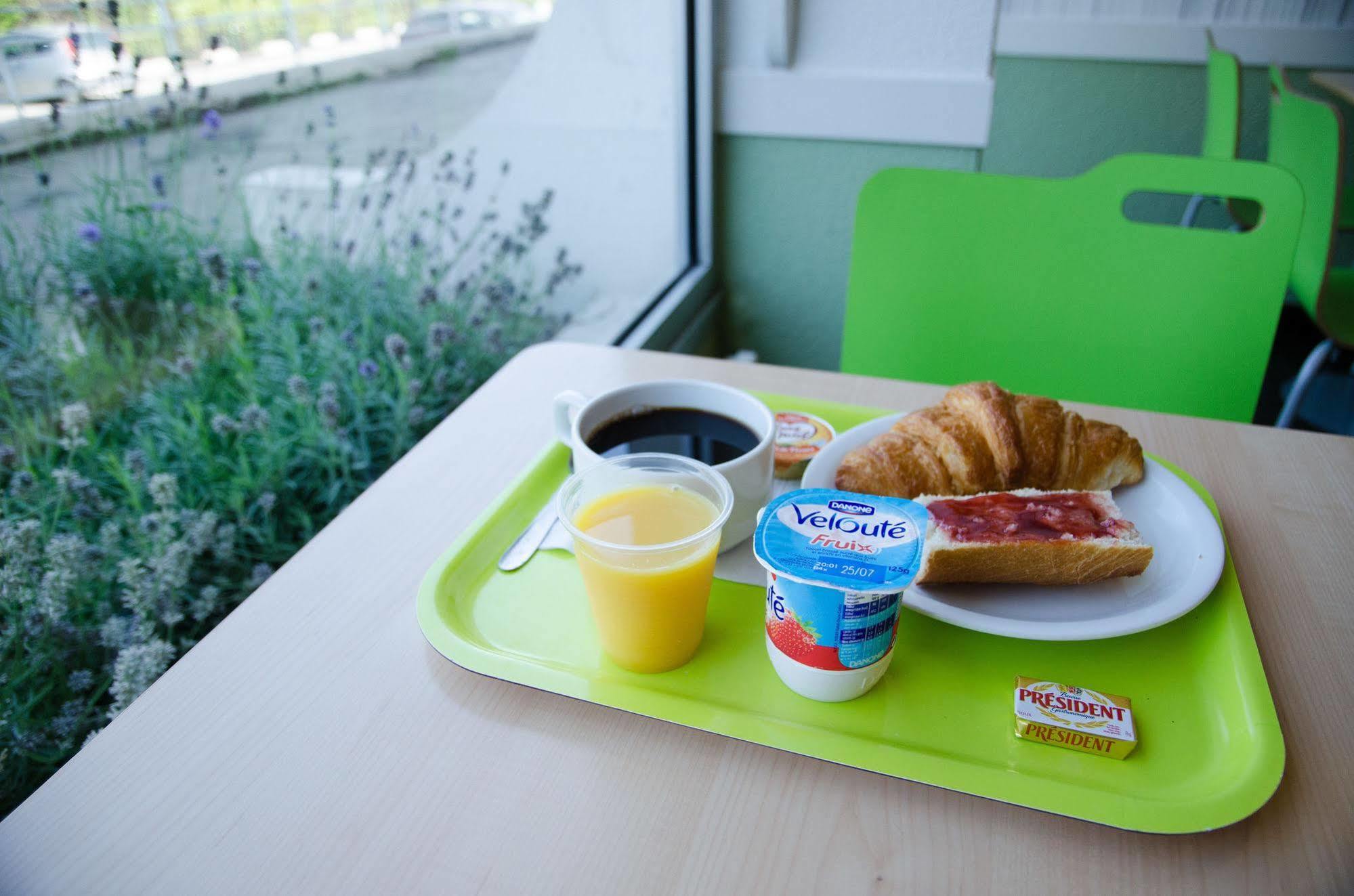 Ibis Budget Aeroport Le Bourget Garonor ル・ブラン・メニル エクステリア 写真