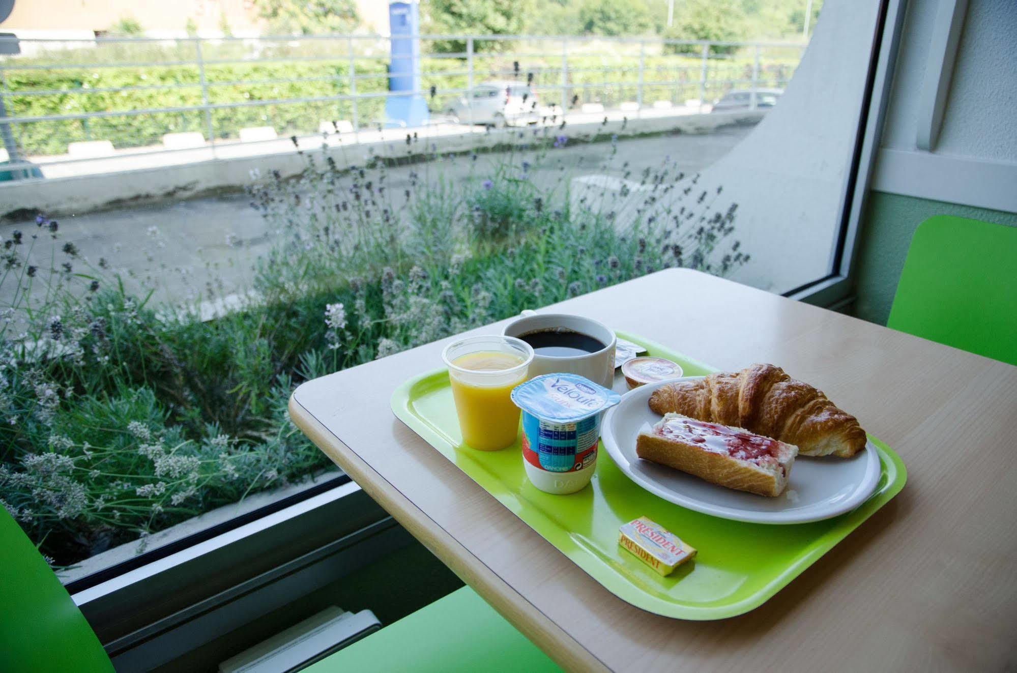 Ibis Budget Aeroport Le Bourget Garonor ル・ブラン・メニル エクステリア 写真